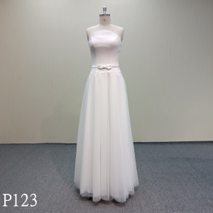 P123 Ivory tulle sleevesless  A-line bridal dress with bow belt