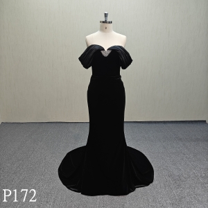 P172 Black sleeveless evening dress with neck hanging