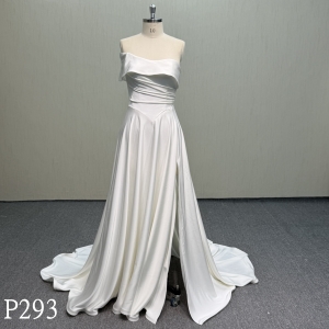 P293 An Ivory Satin Wedding dress