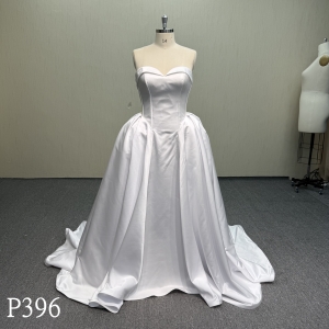 P396 Classic Strapless Sweetheart Ballgown with Lustrous Satin and Voluminous Skirt